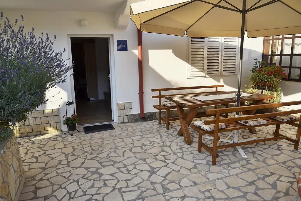 Apartments Dumencic Rab Mundanije Croatia